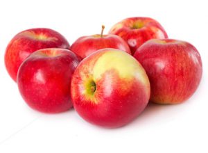 Ăn táo giúp kích thích nở ngực hiệu quả